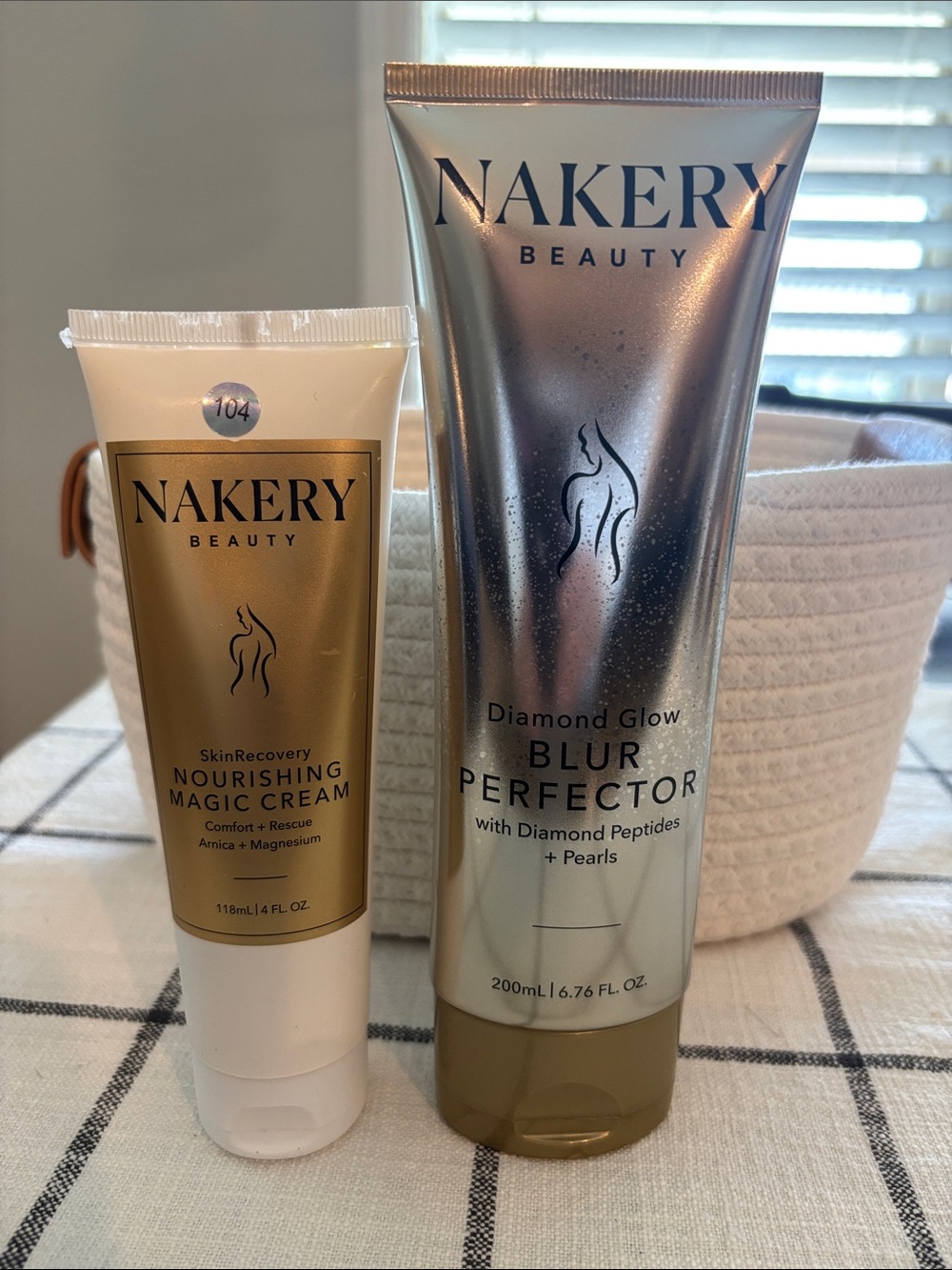 Nakery Beauty Diamond Glow Blur Perfector & Nourishing Magic Cream - Gold